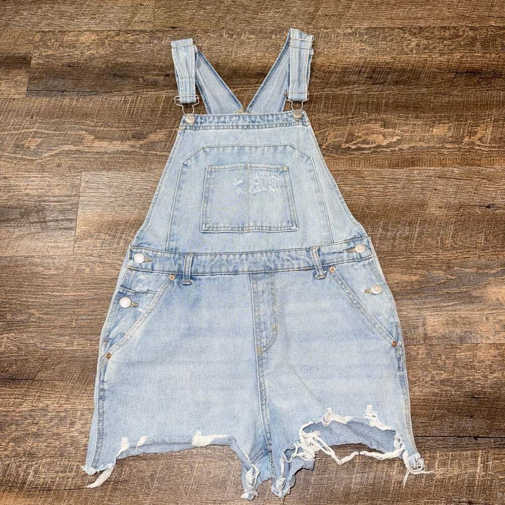 Wild Fable Light Wash Denim Overall Shorts Size Small